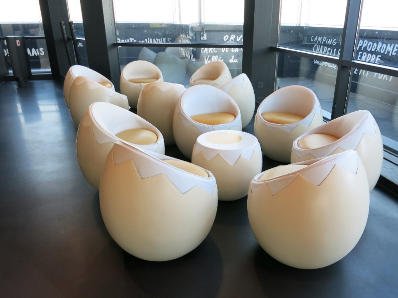 Illustration for article titled Egg Chairs - A Design and style Classic For Your House